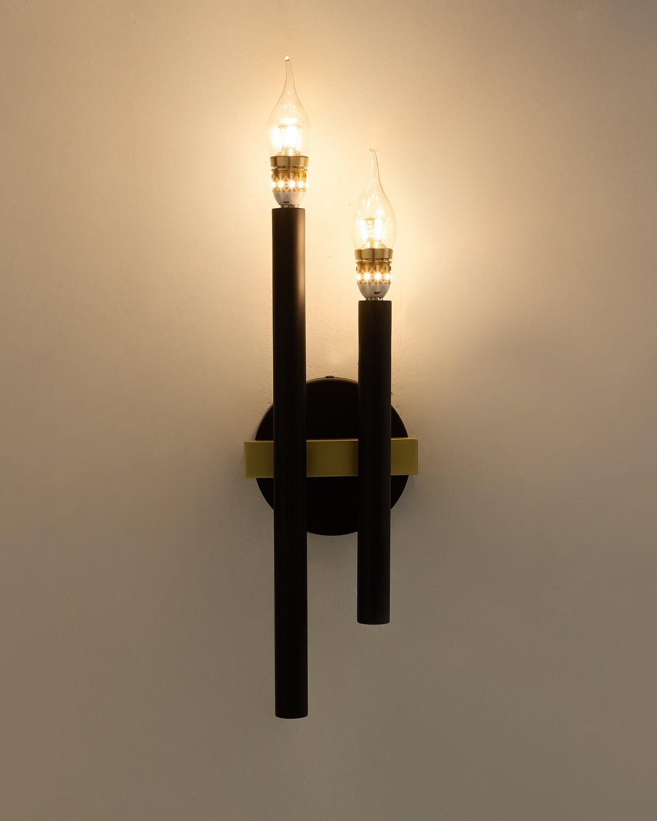 Cavalero Wall Sconce