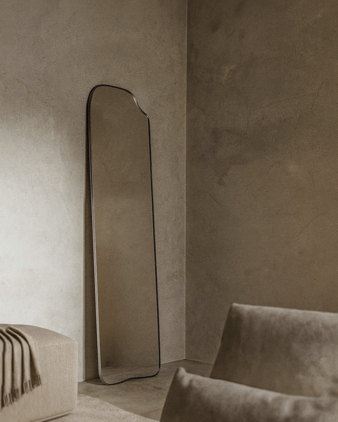 Brody Thin Mirror