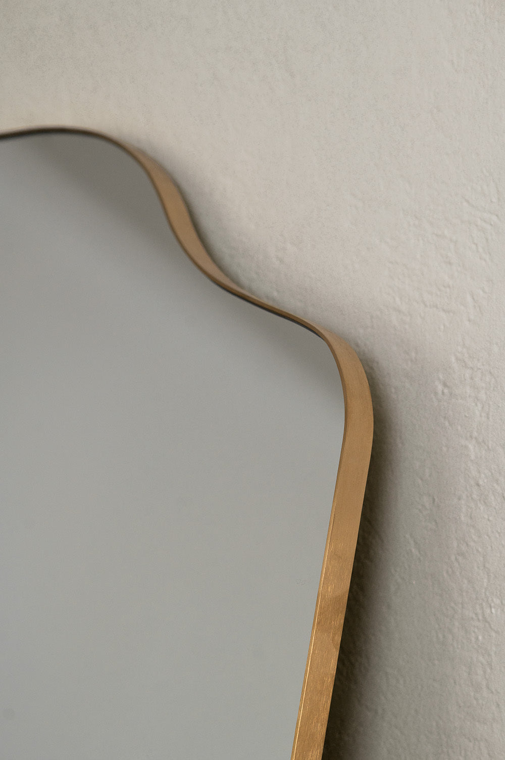 Manny Mantel Mirror