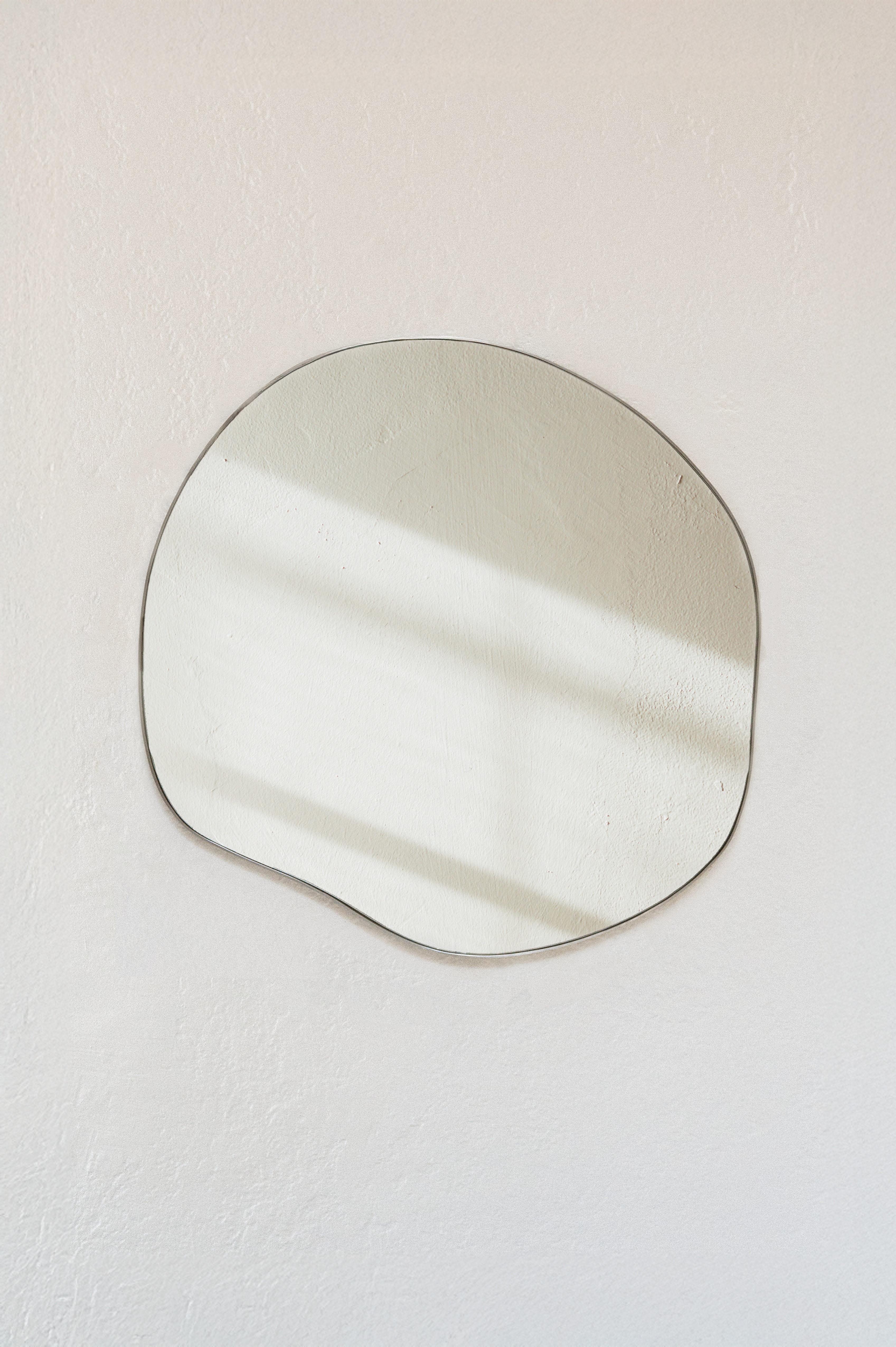 Roland Mirror