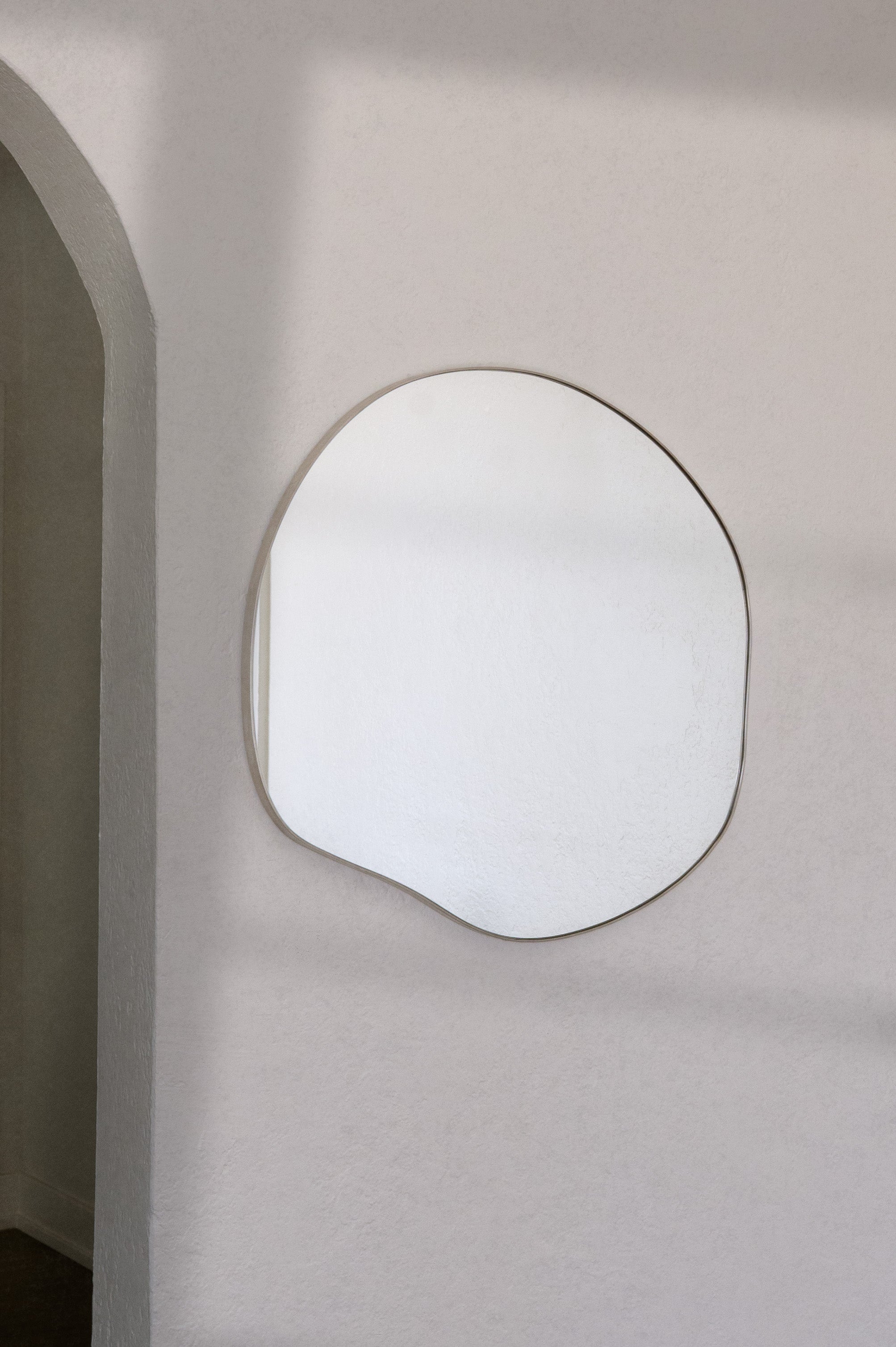Roland Mirror
