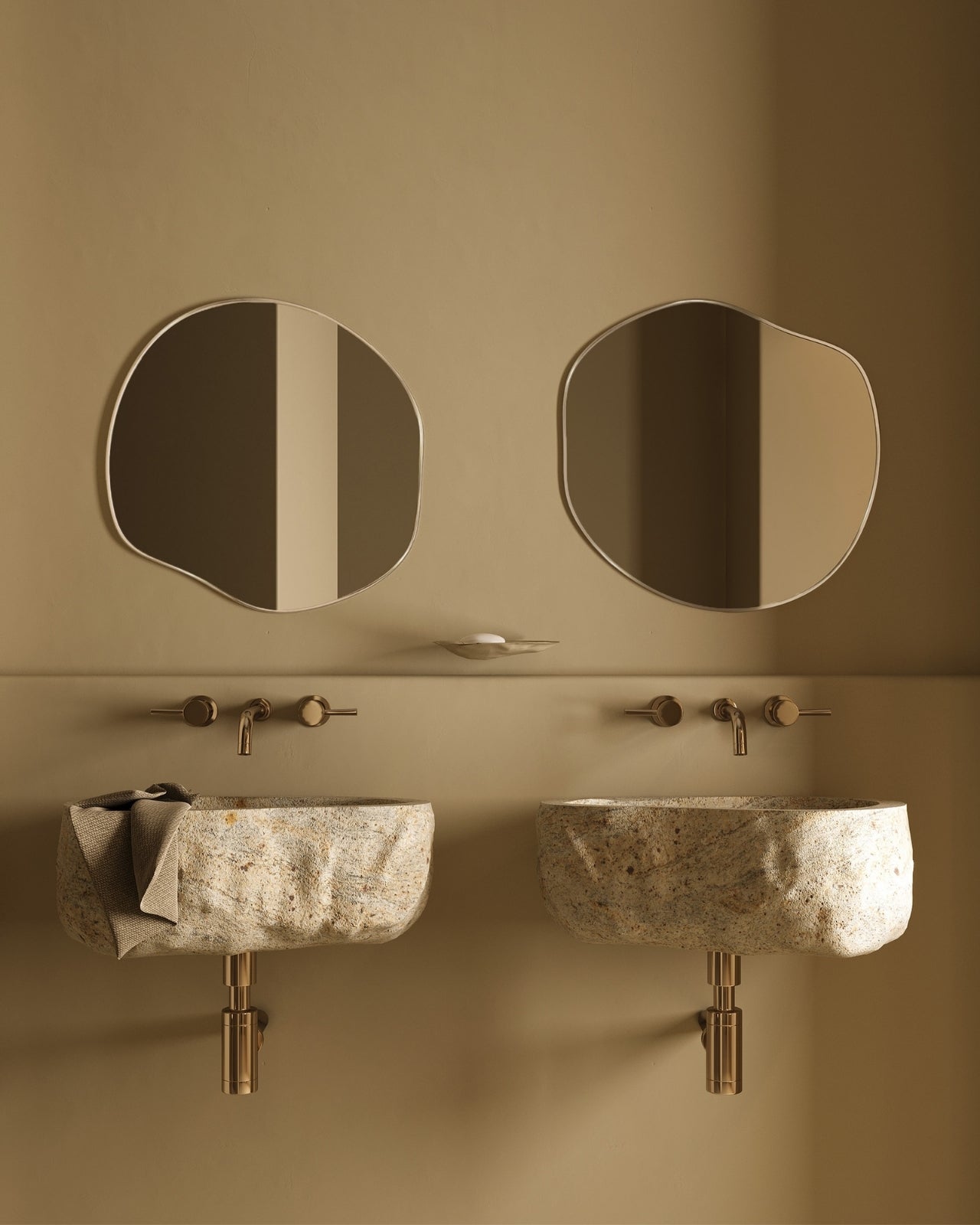 Roland Mirror