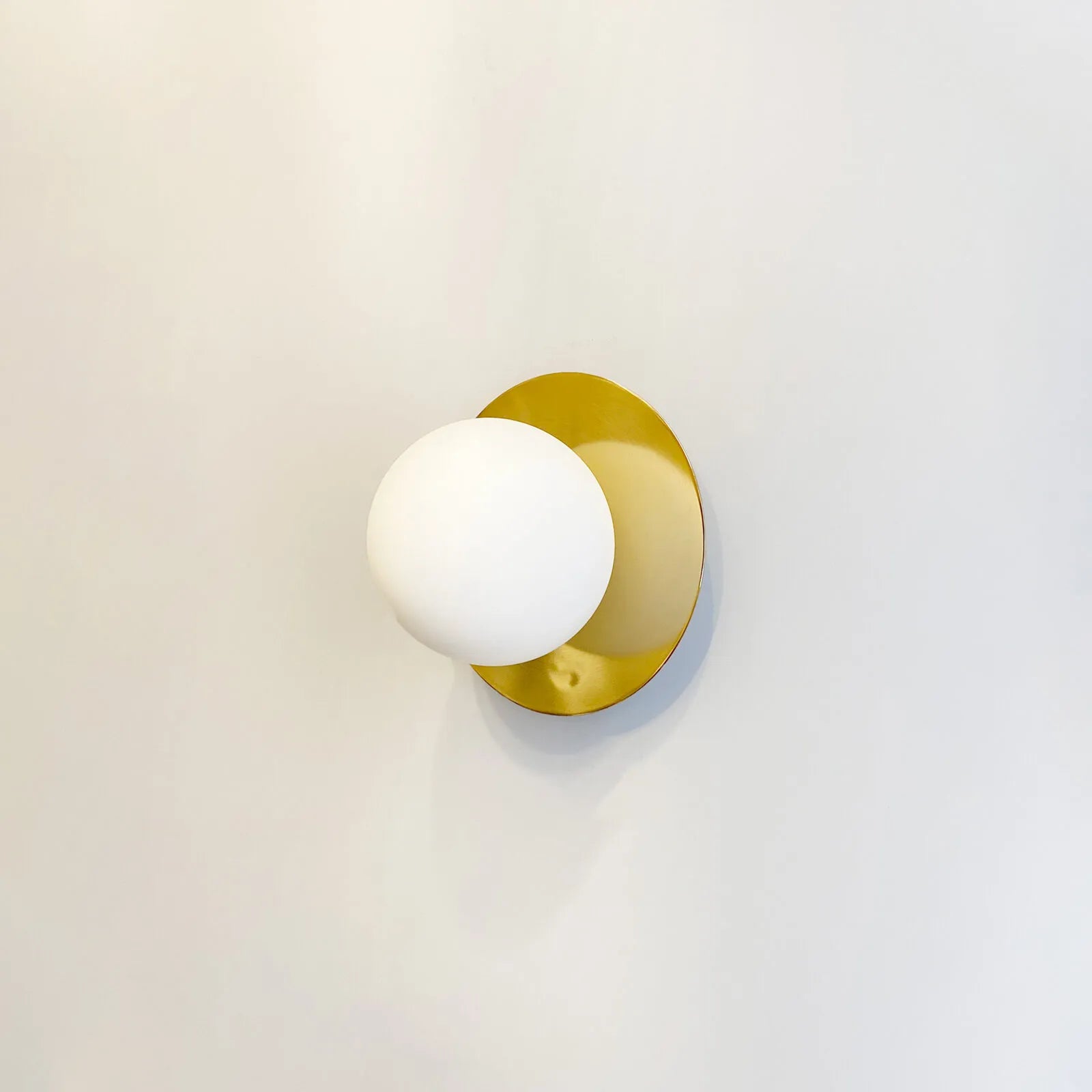 Barry Wall Sconce