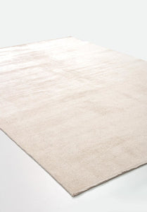 Basik Almost White Rug